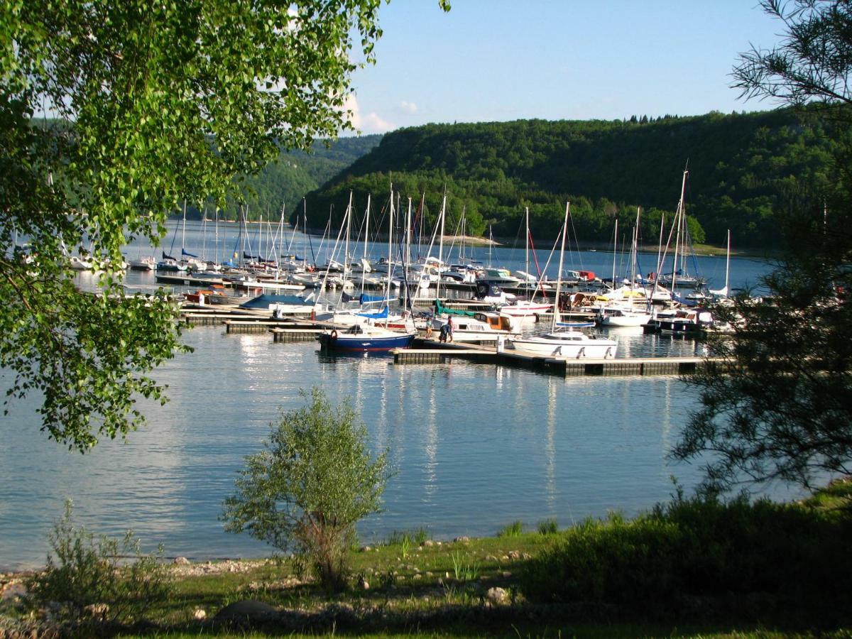 Vvf Jura Lac De Vouglans Maisod Exterior photo